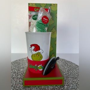 The Grinch Travel Mug & Coca Set